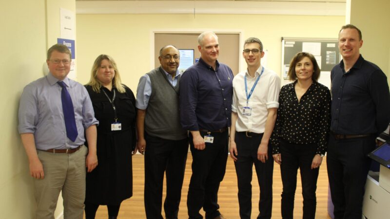 The team involved in the shoulder surgery course